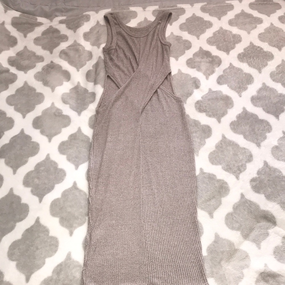 Ribbed sleeveless cutout side midi dress